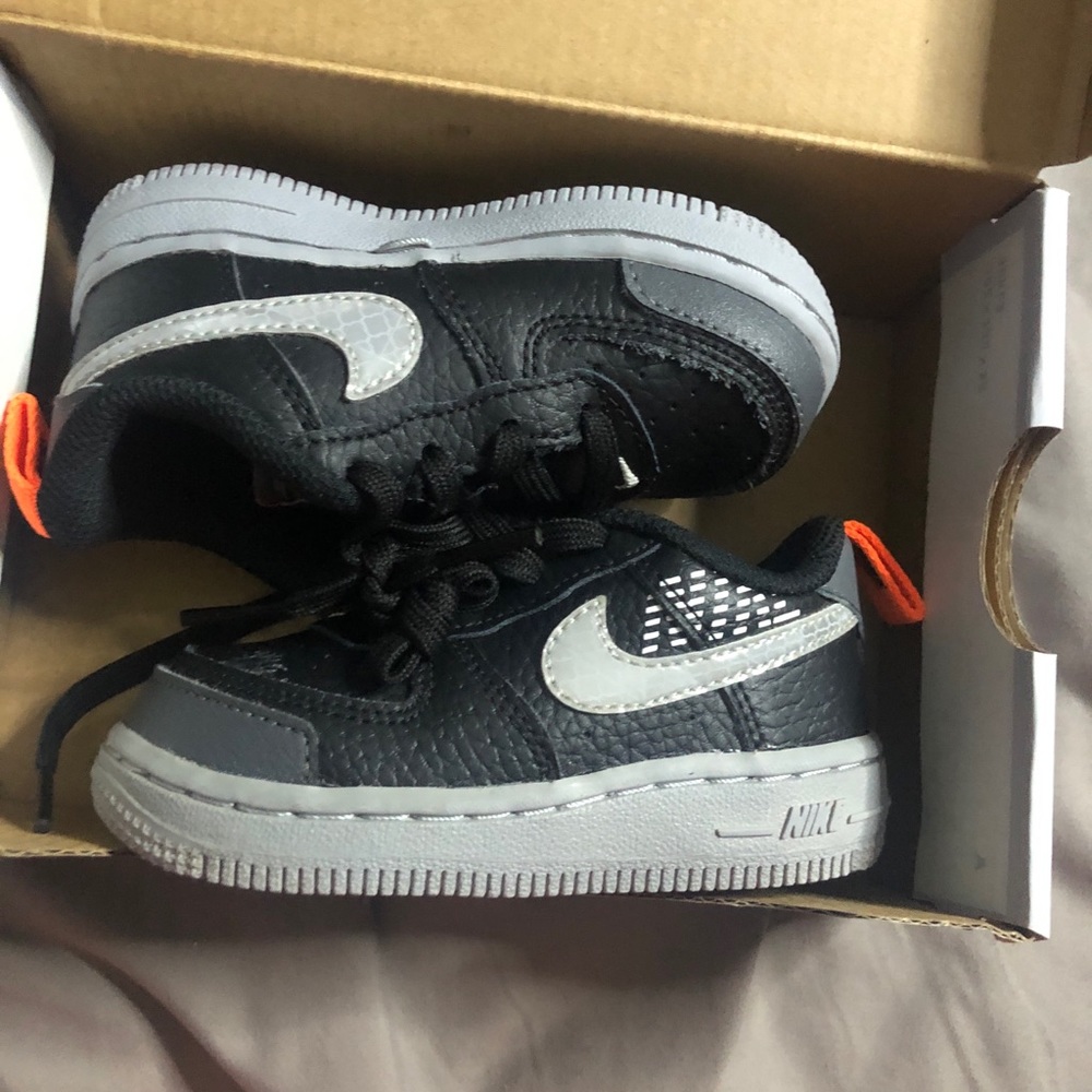 Nike shoes